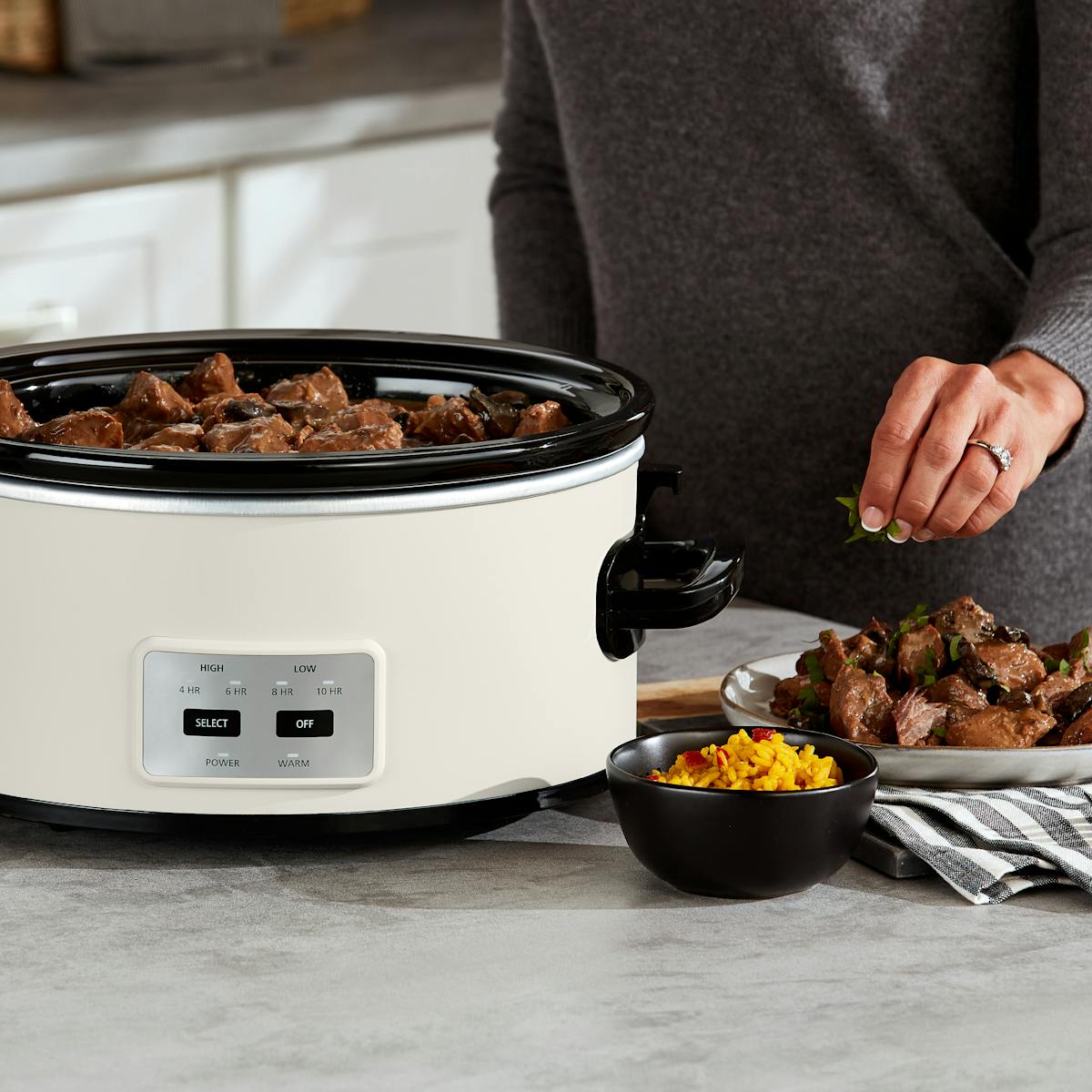 Crock-Pot Manual 6-Quart Cook & Carry Slow Cooker, Silver | Item Details | Product Features sW
